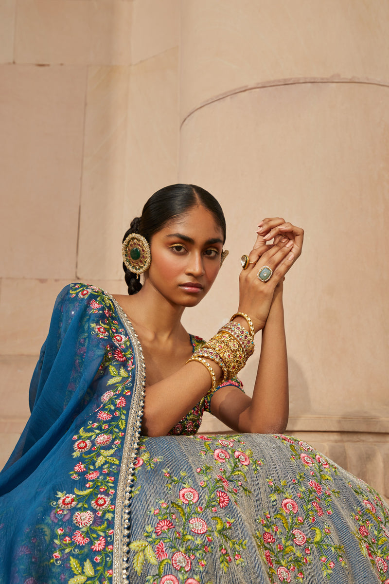Lata Aari Lehenga – Mrunalini Rao