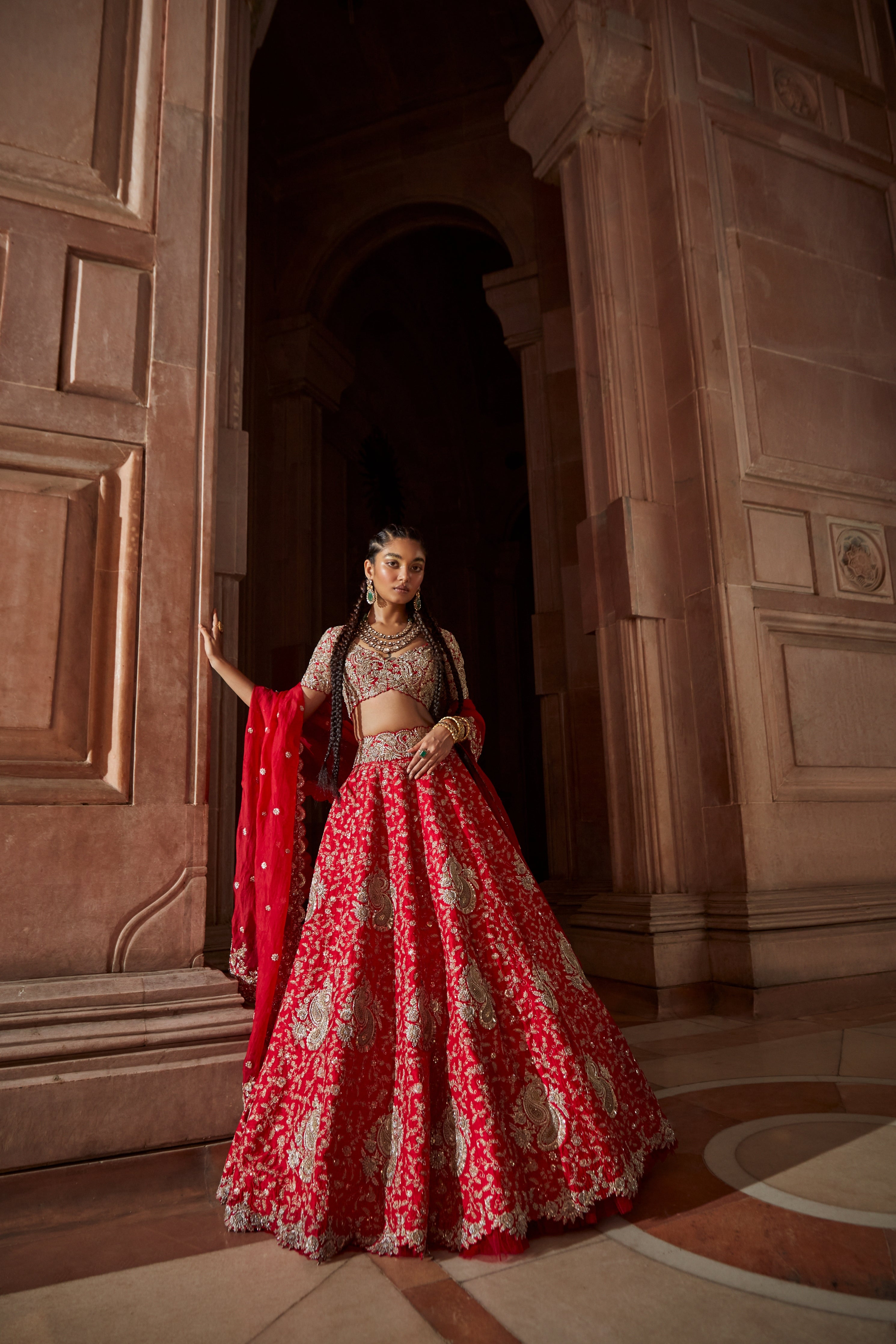 Nemali lata Lehenga – Mrunalini Rao